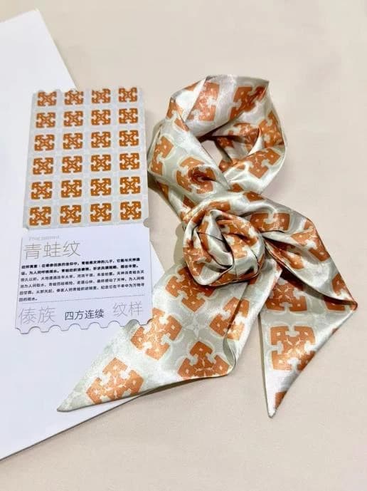 丝巾·青蛙纹款